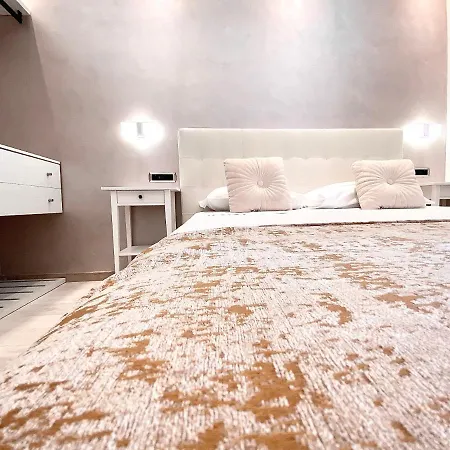Rose 4* Roma